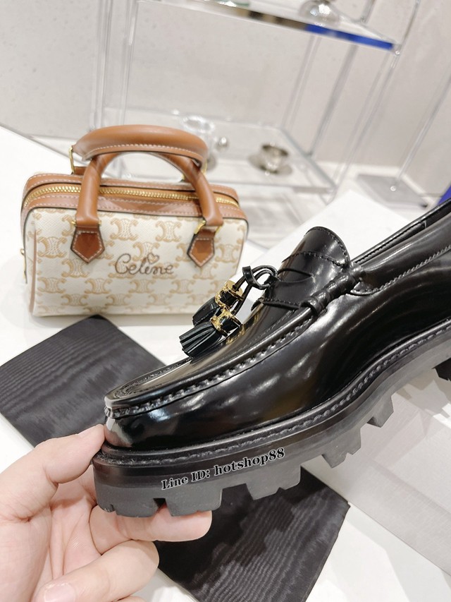 Celine專櫃款女鞋 賽琳2022早春新款凱旋門樂福鞋系列流蘇款單皮鞋 dx2142